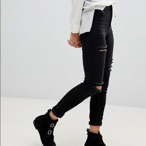 Free People Destroyed Long & Lean Jegging